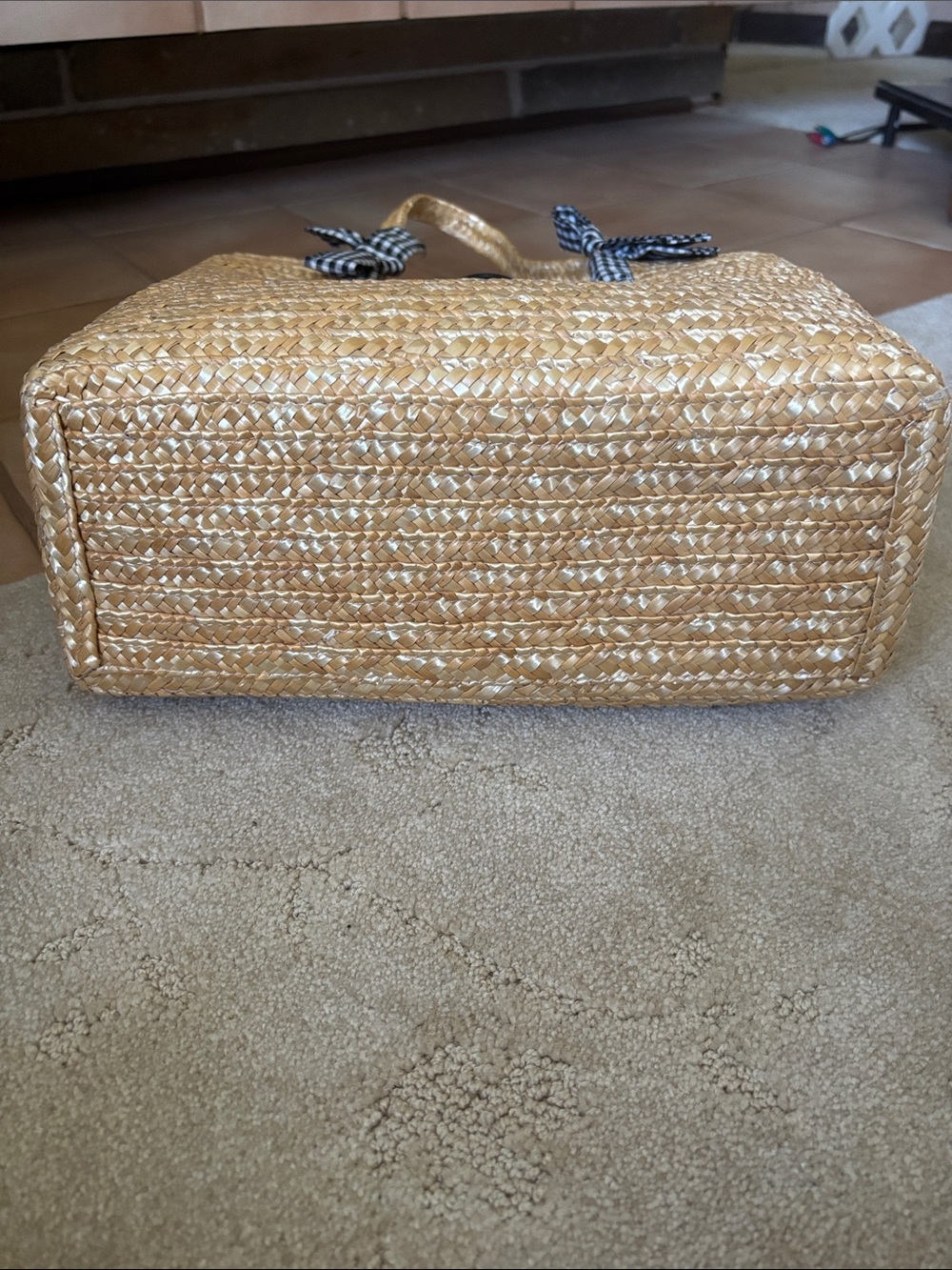 Vintage Woven Straw Tote Bag with Gingham Bow Accents - Picture 5 of 8
